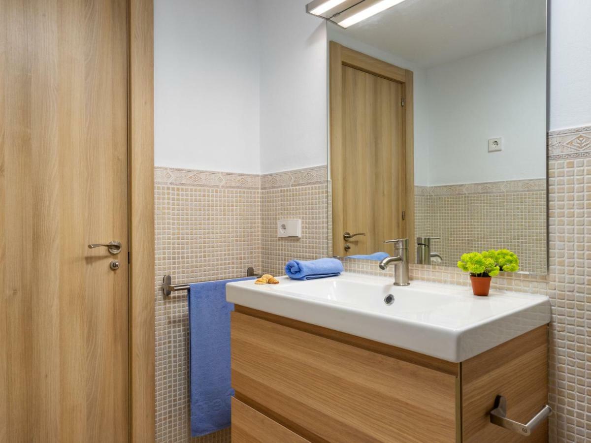 Apartment Carihuela Playa-2 By Interhome 토레몰리노스 외부 사진